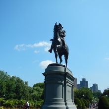 ジョージワシントンの騎馬像