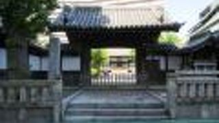 本堂が大きいです