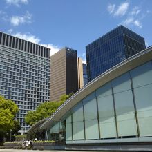 園内の休憩所・レストラン（休止中）