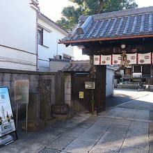 観音寺山門