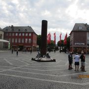 マルクト広場の柱