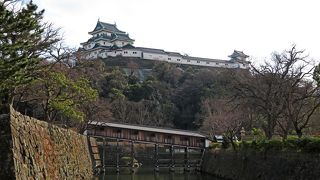 お土産も豊富にそろう。