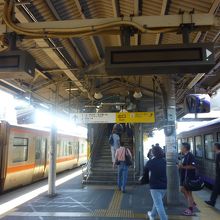 のりかえを行った亀山駅です。