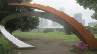 日本ブラジル修好100周年記念碑