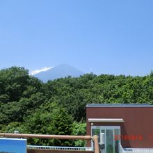 屋上から富士山が見えました