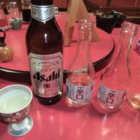 ビール700円・地酒1,000円。会津は酒が美味いんです。