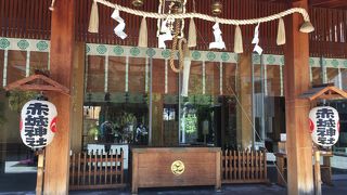 カフェのある神社