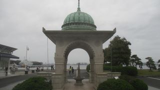 お一人で訪問しました