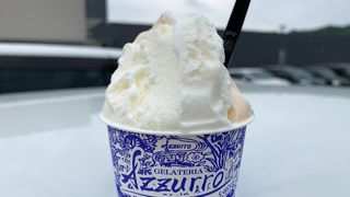 大津京の新しい商業施設の中で美味しいジェラートを楽しめます。