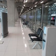 スワンナプーム国際空港 (BKK)