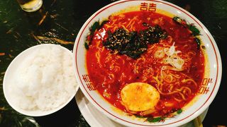 カルビラーメンは、スープがいい味