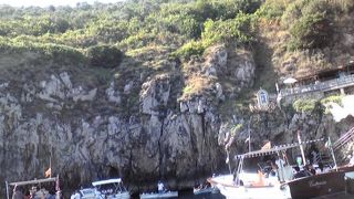 小舟に揺られて１時間待ちました