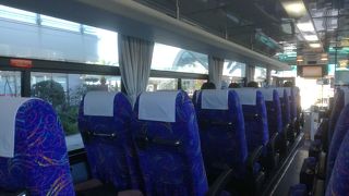 新山口駅行きのバスは便利だが新山口駅で乗り換え必要。運賃的にはＪＲよりかなり割高