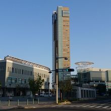 内国航路の港の施設としては充実度が高い