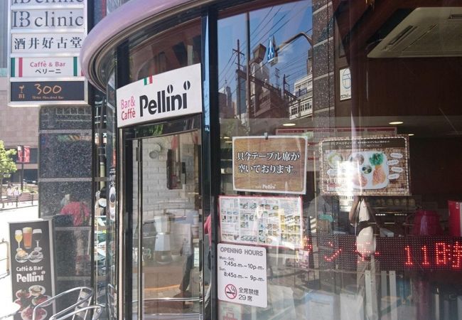日比谷のカフェ