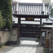 吉祥寺の五日市街道沿いにあるお寺