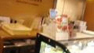 東京駅の地下街にあるスイーツの専門店