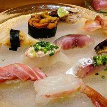 おまかせで握っていただいた一皿。