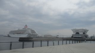 横浜港大さん橋にあります