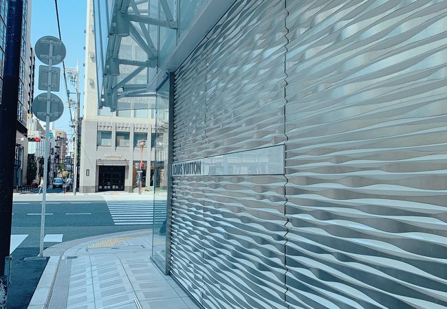 カフェもできた