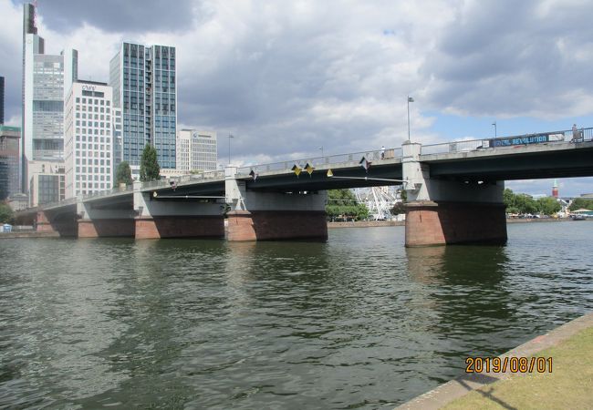 Untermainbrücke