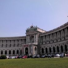 地味目の色合い