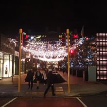 駅の周りです