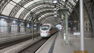 ドイツ各都市を結ぶ特急列車