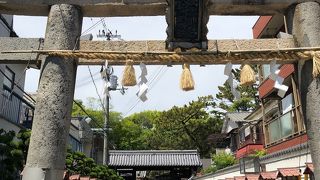 いくつも境内社がある茨木神社