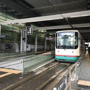 富山地方鉄道：市内電車の路面電車