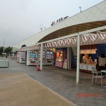 下り線は人が少なかったです