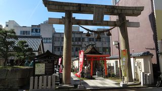 柴田勝家を祀る神社。