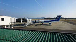 長崎空港の離発着する飛行機が見れます