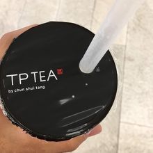 パッケージもカッコよいです。