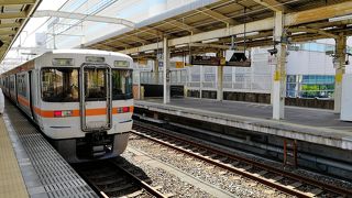 車両がマチマチ！