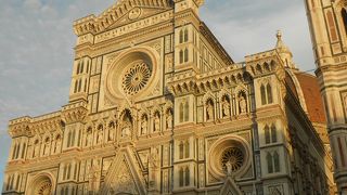 時間によって表情が変わるその美しさ