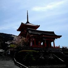 仁王門と三重塔