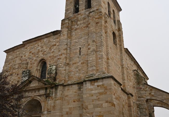 サン ペドロ & サン イルデフォンソ教会