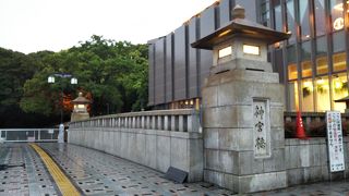 明治神宮に続く橋☆