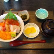 海鮮丼