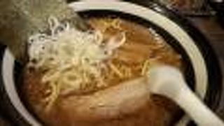 西日暮里にて、気になる存在ですが。