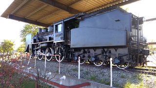 南牧村や小海線の資料や展示物が展示