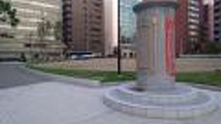 こじんまりとしてはいますが、整備された居心地の良い公園です。