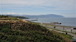 北国の春を感じる山並み