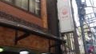 池袋の町のパン屋