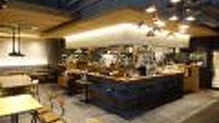 お洒落な雰囲気が良いオールデイダイニング