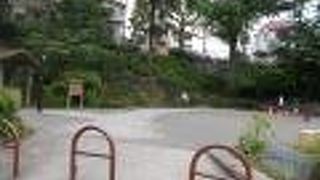 地下鉄三田線板橋本町駅から北西のエリアにあります。