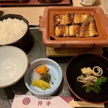 定食 うなぎ4切 2,700円
