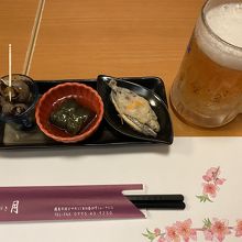 お通しと生ビール(中)