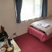 6畳ほどの洋室。